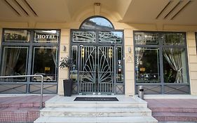 Davitel - Tobacco Hotel